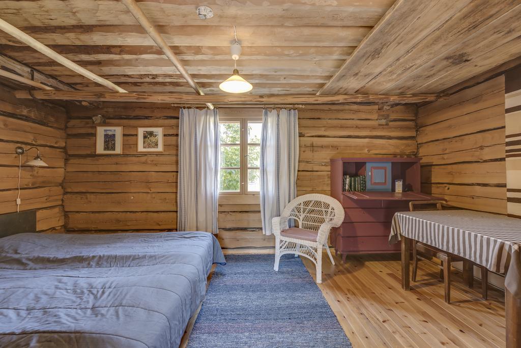 Hyvoelaen Talo Bed & Breakfast Ahtari Bilik gambar