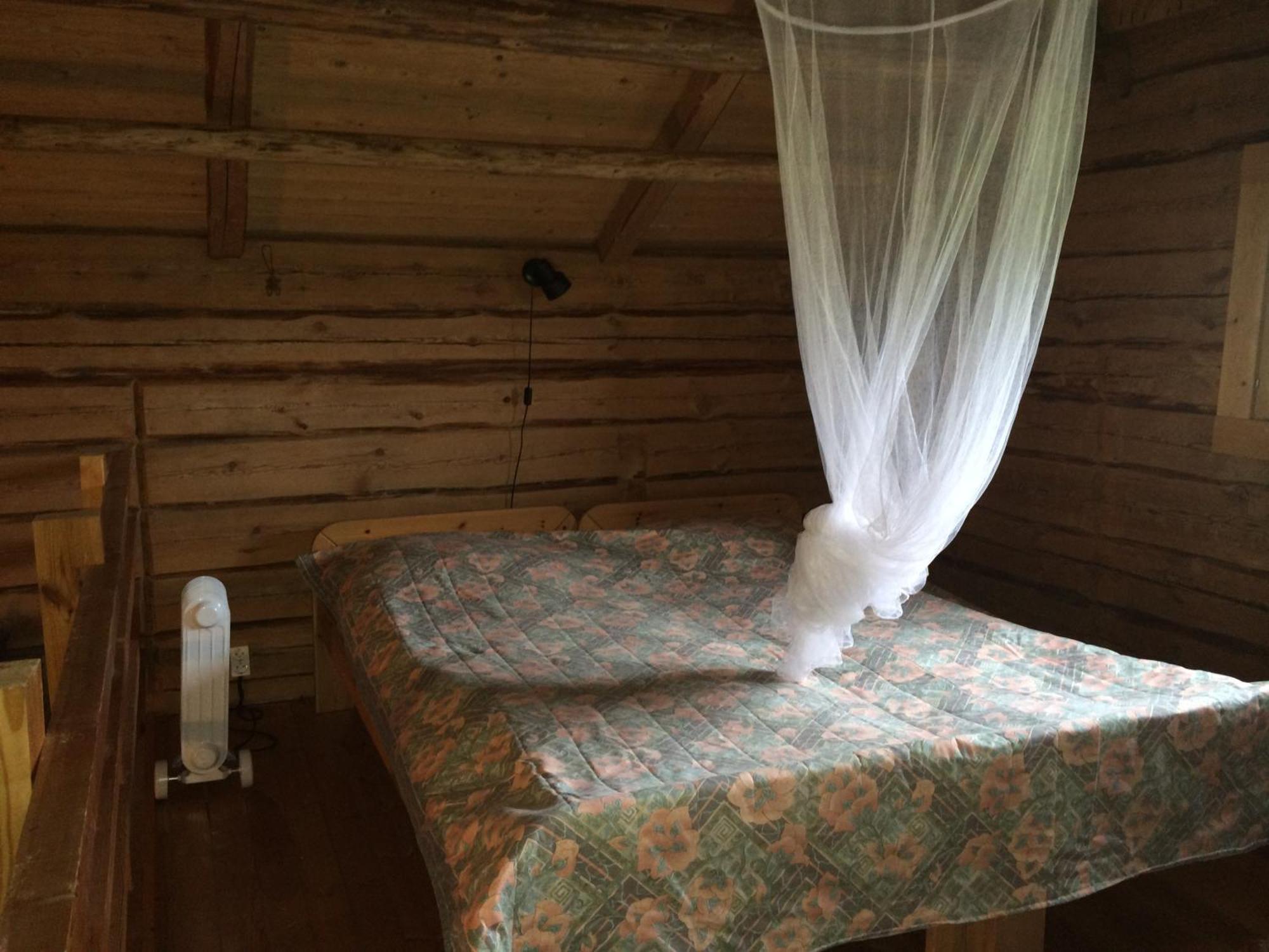 Hyvoelaen Talo Bed & Breakfast Ahtari Bilik gambar